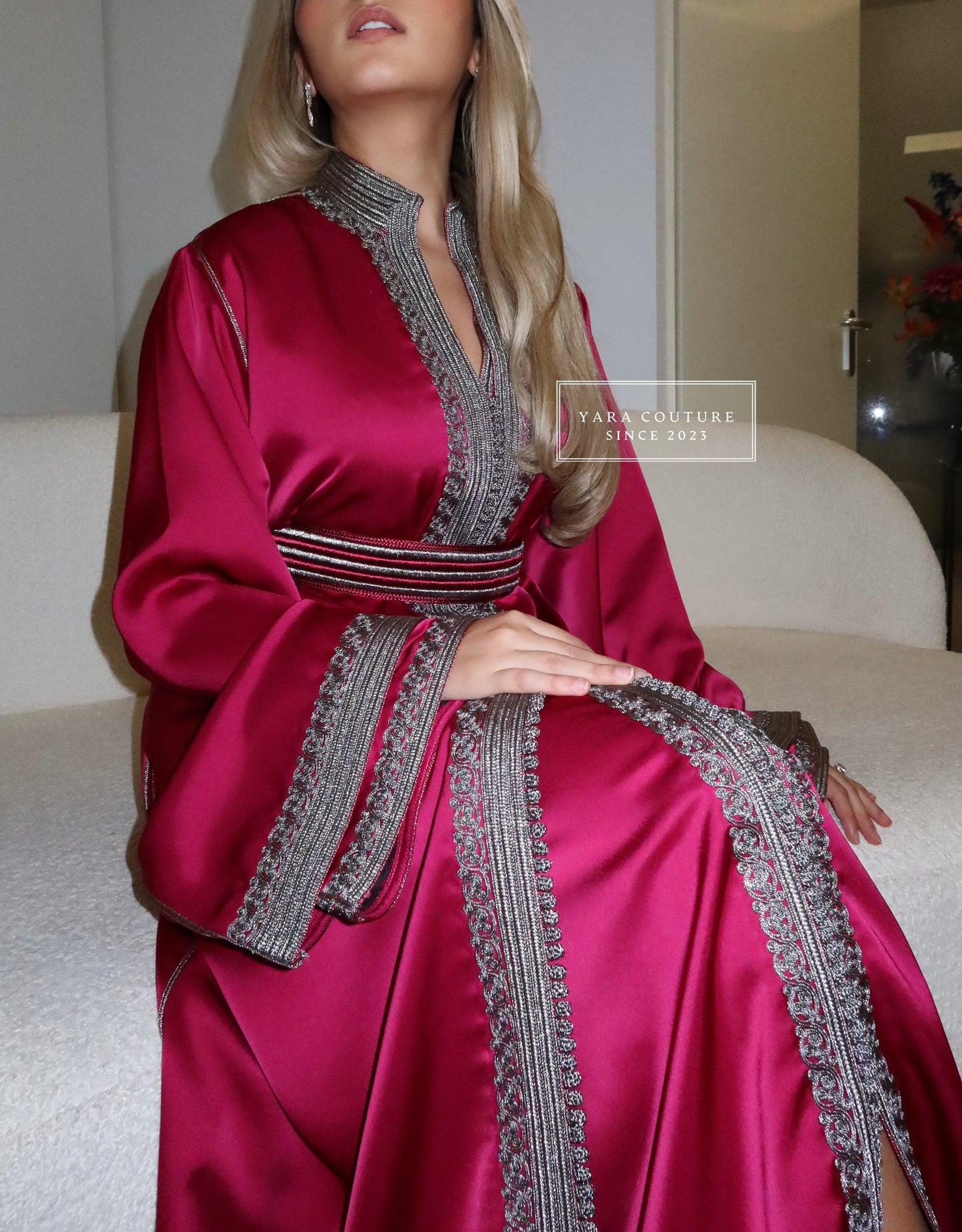 Signature Yarah Couture takchita